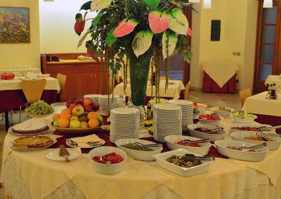 Tavolo rotondo buffet